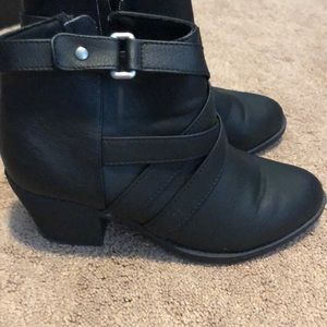 9W American Eagle Booties